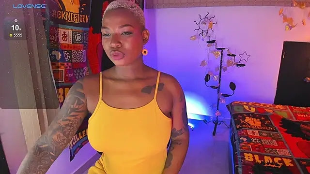 Snapshot of KenyaMystic chatting on February 12, 2025, 11:41 pm KenyaMystic online show from February 12, 2025, 11:41 pm