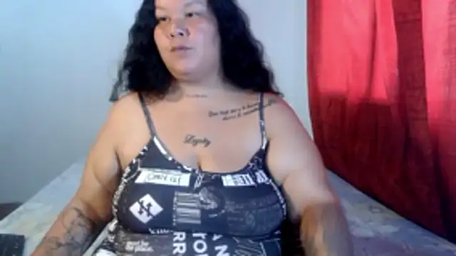 Snapshot of Goddexxxvane chatting on March 25, 2026, 4:35 pm Goddexxxvane online show from March 25, 2026, 4:35 pm