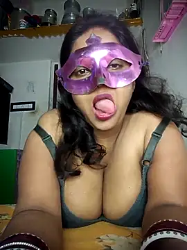 Ayesha-Baby online show from November 3, 2025, 9:32 am