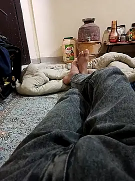 White devil02 online show from December 27, 2024, 1:50 pm