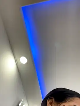 ariel jonees online show from November 12, 2025, 2:45 am