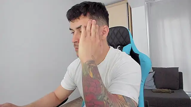 MatMalonne online show from March 13, 2025, 1:18 pm