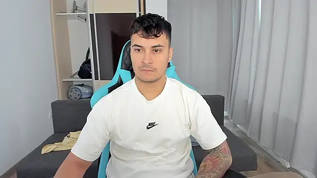 MatMalonne online show from November 13, 2025, 7:18 am