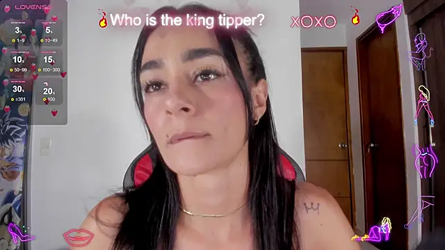 serafelle online show from February 4, 2025, 1:02 am