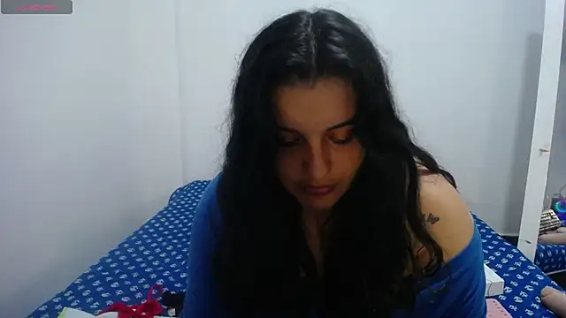 Laurenkenner  online show from December 11, 2024, 10:16 pm