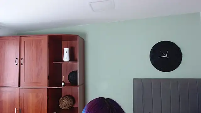 lilith-fox online show from September 30, 2025, 4:12 pm