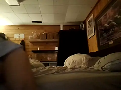 Snapshot of Ryan_and_Aurora chatting on January 10, 2026, 12:56 am Ryan and Aurora online show from January 10, 2026, 12:56 am