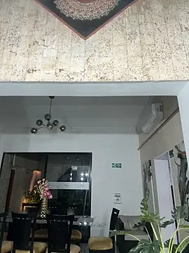 kiim taaylor online show from March 11, 2025, 8:41 am