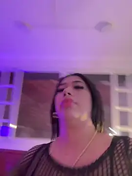 kiim taaylor online show from March 13, 2025, 11:51 am