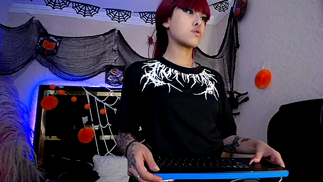 Bunny O online show from October 18, 2025, 9:59 pm