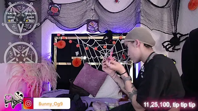 Bunny O online show from October 24, 2025, 8:49 pm