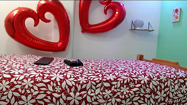 Snapshot of evaleribigtits18 chatting on February 14, 2026, 3:09 pm evaleribigtits18 online show from February 14, 2026, 3:09 pm