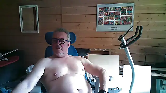 lelohop online show from March 13, 2025, 12:46 pm