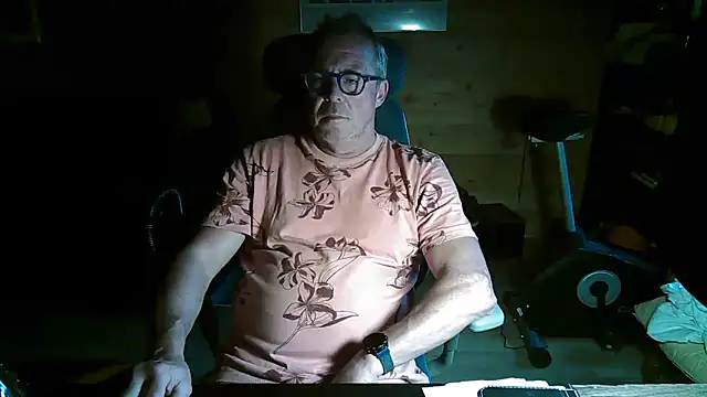 lelohop online show from September 22, 2025, 12:51 pm