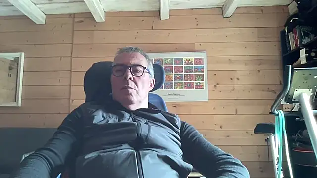 Snapshot of lelohop chatting on March 5, 2026, 12:34 pm lelohop online show from March 5, 2026, 12:34 pm