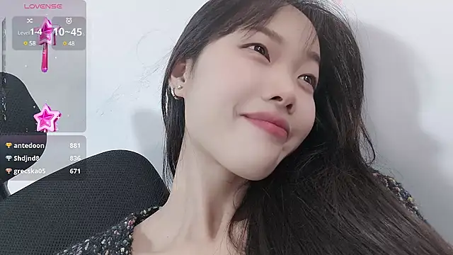 Lvy--v online show from December 29, 2024, 1:45 am