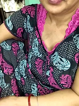 Snapshot of MUMTAJ-1 chatting on April 19, 2026, 1:27 am MUMTAJ-1 online show from April 19, 2026, 1:27 am