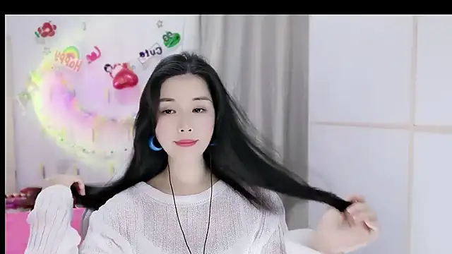 HK angelchloe online show from November 17, 2025, 1:22 am