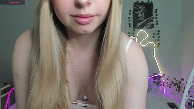 Snapshot of Melissa_babs chatting on February 1, 2025, 5:28 am Melissa babs online show from February 1, 2025, 5:28 am