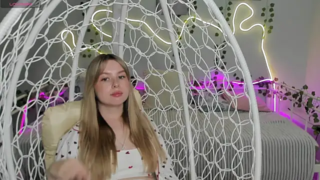 Snapshot of Melissa_babs chatting on February 5, 2025, 5:30 am Melissa babs online show from February 5, 2025, 5:30 am