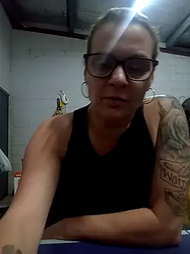 Snapshot of llASHll chatting on November 23, 2025, 3:34 pm llASHll online show from November 23, 2025, 3:34 pm