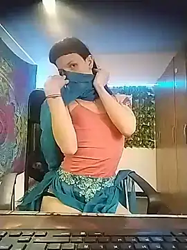 BurningVenus12 online show from November 17, 2025, 11:21 pm