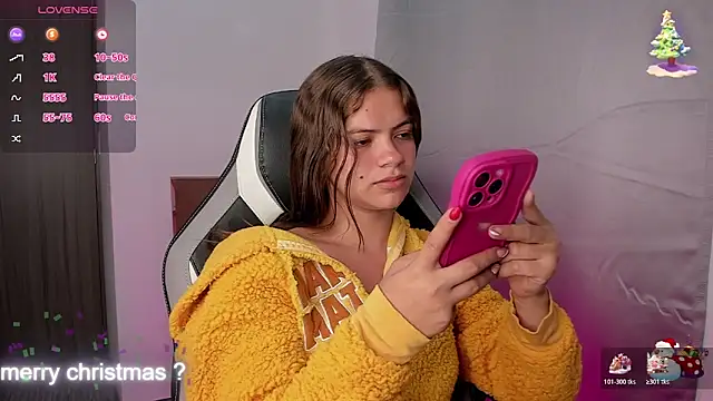 PaigeJayden online show from December 15, 2025, 2:49 am