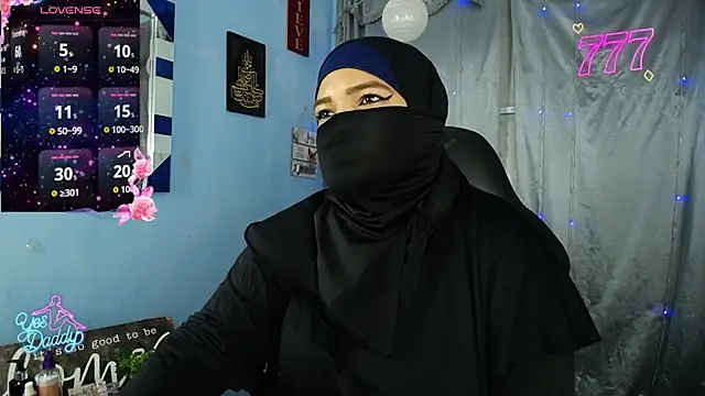 Snapshot of Falak-Yasin chatting on January 17, 2026, 12:21 pm Falak-Yasin online show from January 17, 2026, 12:21 pm