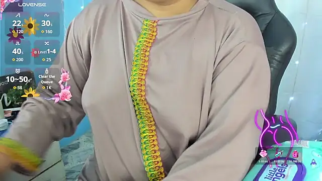 Snapshot of Falak-Yasin chatting on February 22, 2026, 12:58 pm Falak-Yasin online show from February 22, 2026, 12:58 pm