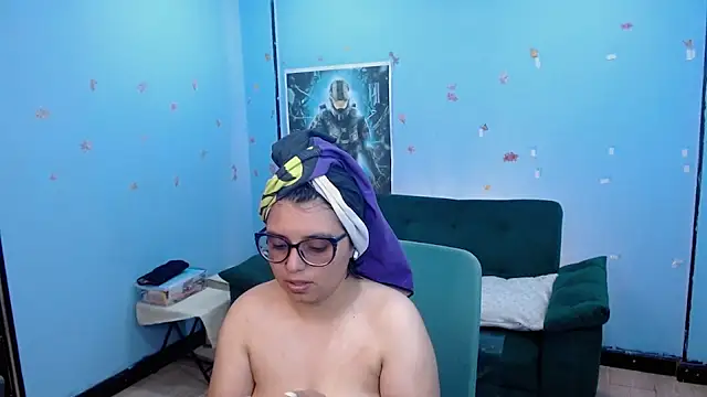 X CHERRY XX online show from July 14, 2026, 2:16 am