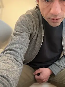 Snapshot of Natural_sexy33 chatting on March 9, 2025, 2:54 pm Natural sexy33 online show from March 9, 2025, 2:54 pm