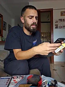 charlye inkkkk online show from November 16, 2025, 1:06 pm