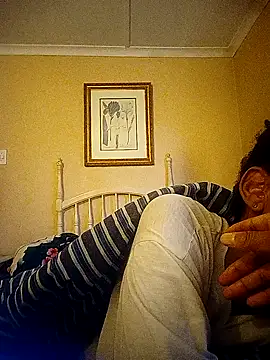 bustybillies online show from November 16, 2025, 4:29 am