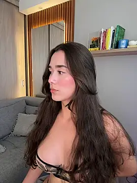 FridaKlein online show from January 16, 2025, 10:02 pm