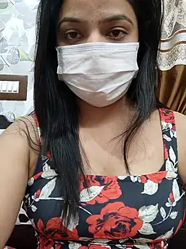 Myloveurvi online show from March 3, 2025, 7:06 pm