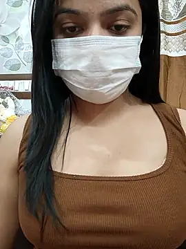 Myloveurvi online show from March 6, 2025, 7:43 pm