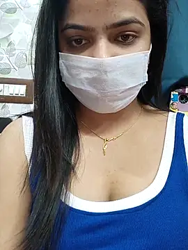 Myloveurvi online show from September 24, 2025, 12:52 pm