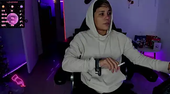 ZhoeStrong online show from December 15, 2024, 11:20 pm