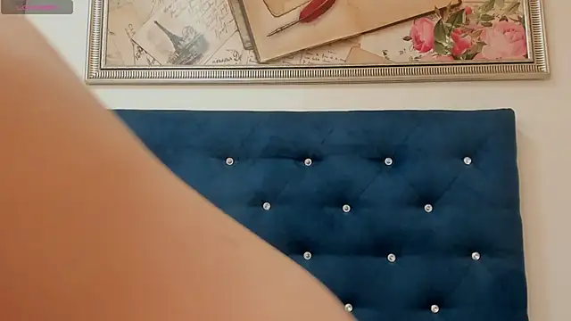 sofiaclauss online show from February 8, 2025, 8:31 am