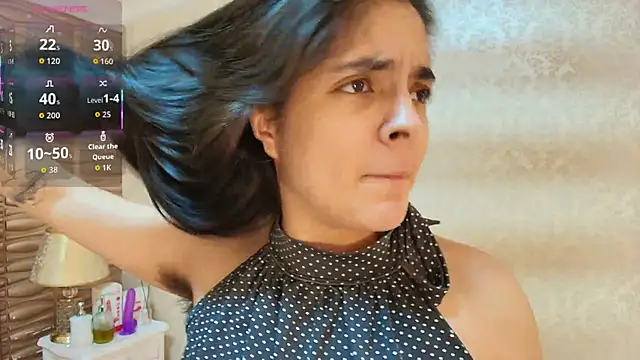 sofiaclauss online show from September 25, 2025, 7:50 pm