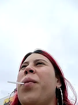 aurora sky11 online show from November 6, 2025, 3:57 pm