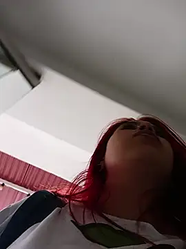 aurora sky11 online show from November 24, 2025, 9:03 pm