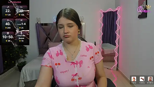 Krysstal tay online show from April 13, 2026, 6:13 pm