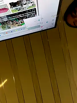 Nikol Rang   online show from October 7, 2025, 8:39 pm