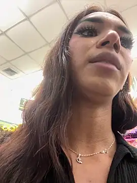 Snapshot of Nikol_Rang__ chatting on November 27, 2025, 3:36 pm Nikol Rang online show from November 27, 2025, 3:36 pm