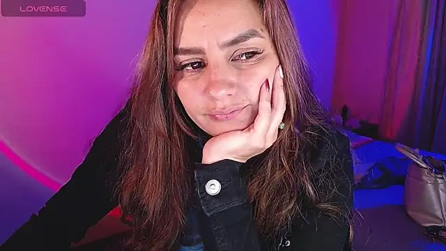 Lu perez online show from December 6, 2024, 12:56 am