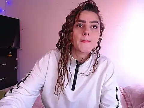 Lu perez online show from October 21, 2025, 8:09 pm