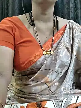 bhuvana555 online show from September 28, 2025, 5:18 pm