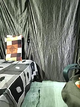 bhuvana555 online show from April 18, 2026, 7:07 pm