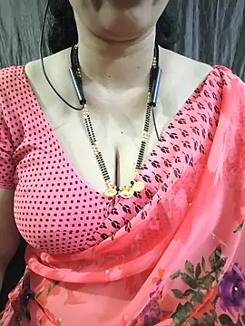 Snapshot of bhuvana555 chatting on June 20, 2026, 5:27 pm bhuvana555 online show from June 20, 2026, 5:27 pm